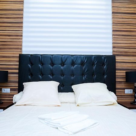 Krts Korona Hotell Sudilovichi Eksteriør bilde