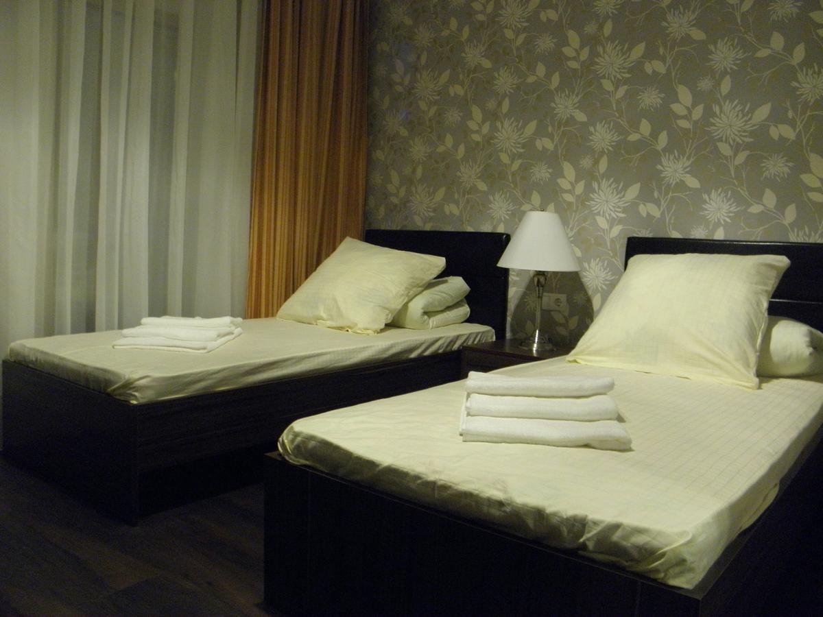 Krts Korona Hotell Sudilovichi Eksteriør bilde