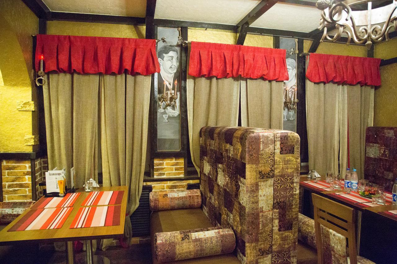 Krts Korona Hotell Sudilovichi Eksteriør bilde